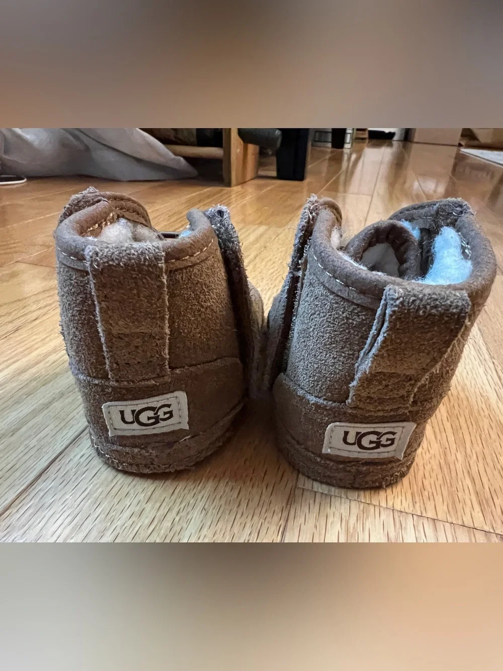UGG Baby Infant Toddler Neumel Boots Chestnut Suede Infant Size 4/5